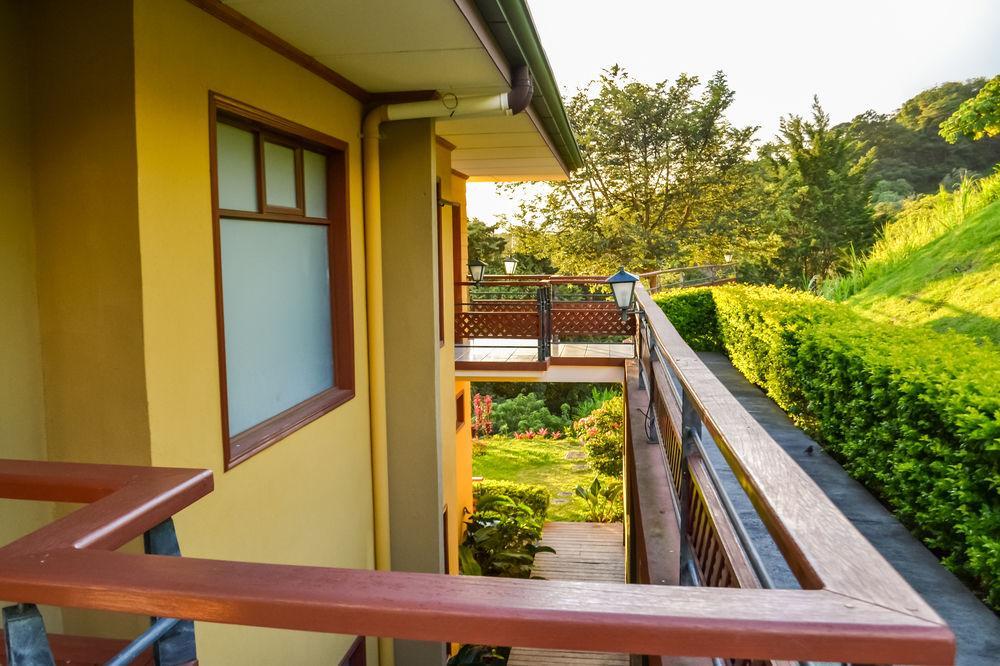 Ficus Lodge Monteverde Exterior photo