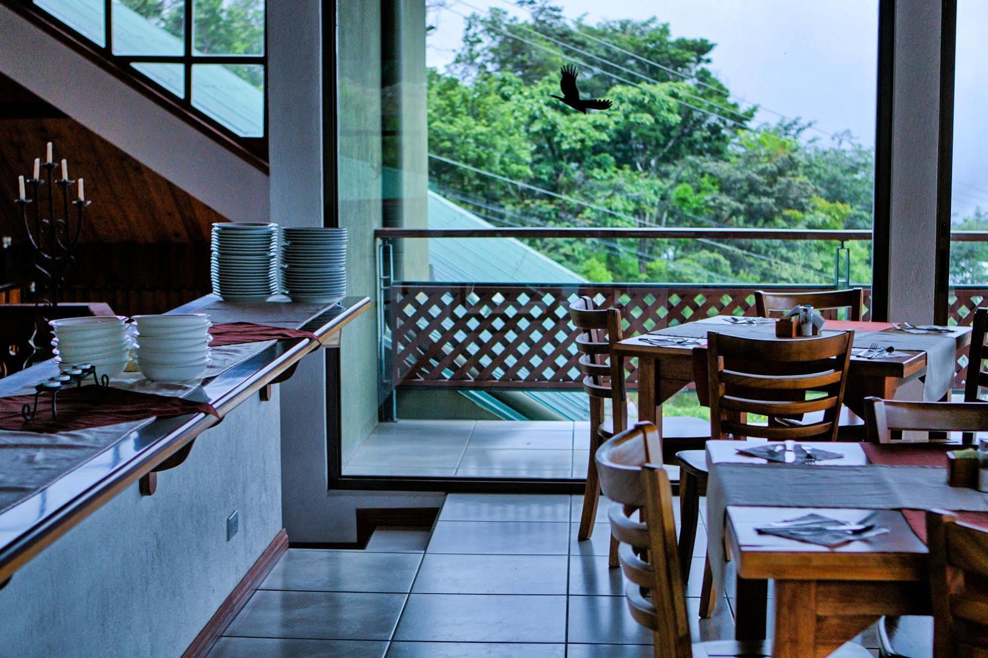 Ficus Lodge Monteverde Exterior photo
